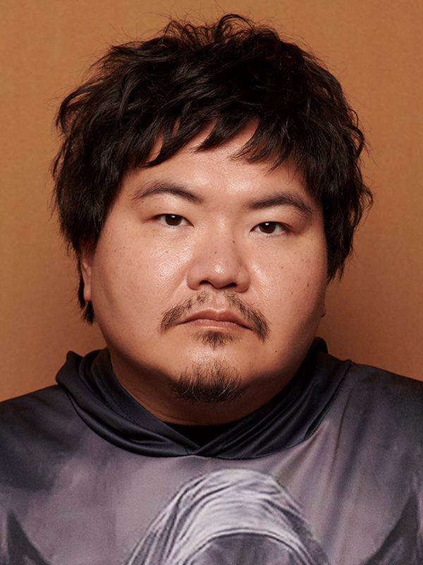 駒木根隆介