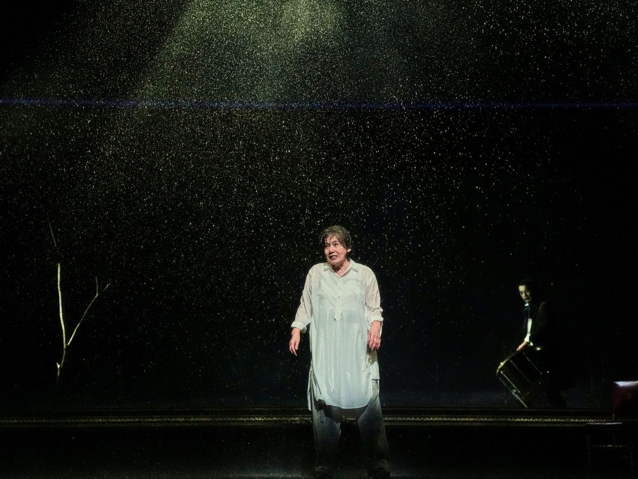 舞台写真公開！ | Bunkamura Production 2025 DISCOVER WORLD THEATRE