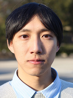 小日向春平 写真