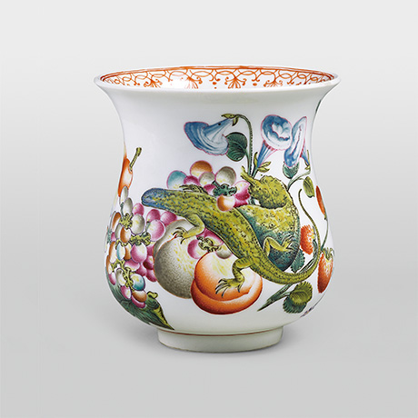 ウィーン窯・デュ・パキエ時代（1718-1744）《トカゲが描かれた取っ手付杯》