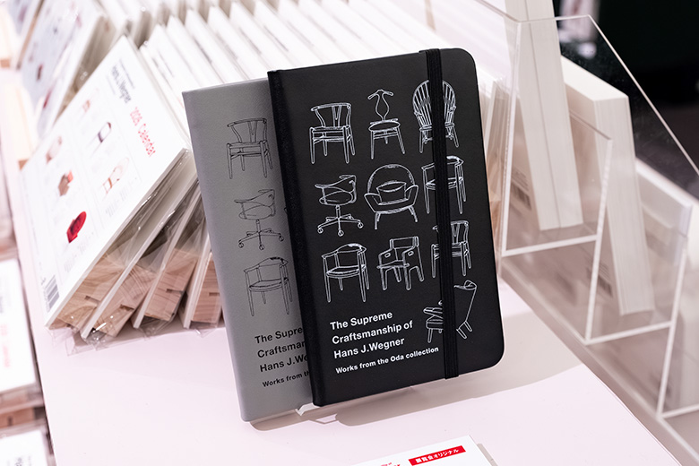 図録＆Goods | 織田コレクション ハンス・ウェグナー展 至高のクラフツ
